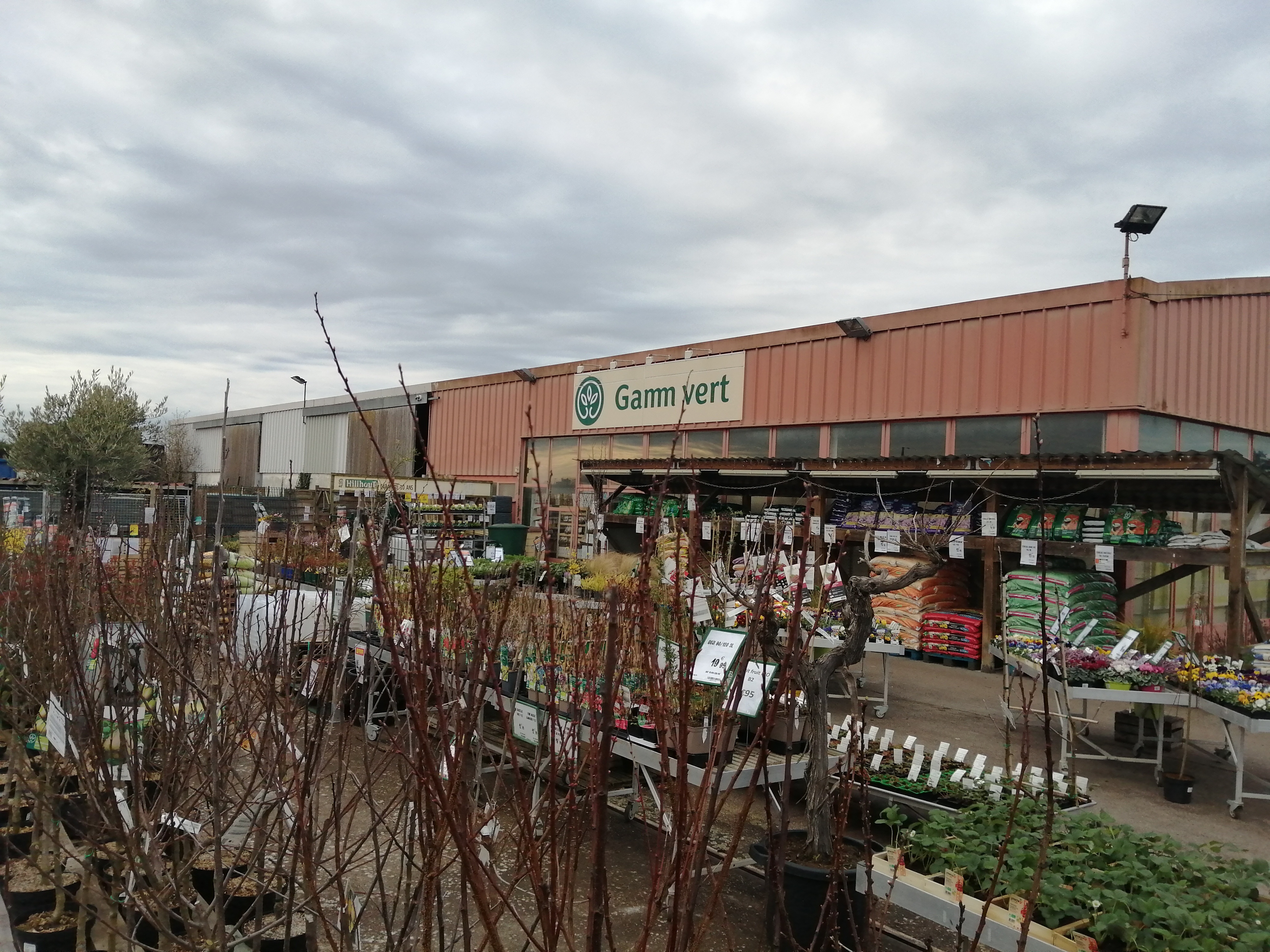 202203.VERNEUIL.jpg 202203.VERNEUIL.jpg