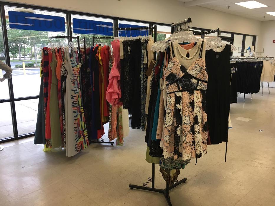 UNIQUE OUTLET THRIFT Image