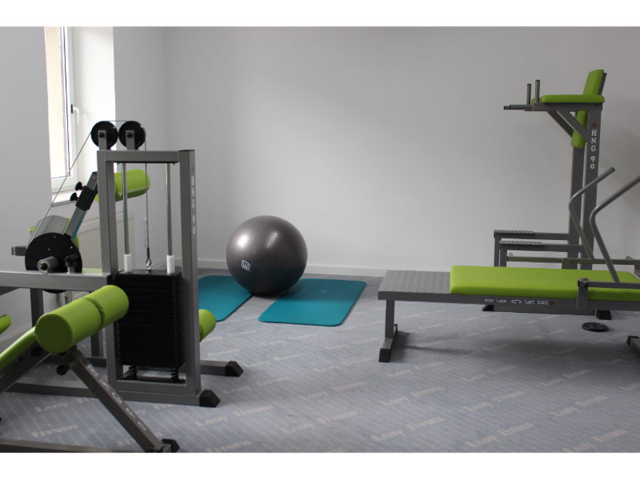 FIT X - Neumann Gertrude, Stiftsstraße in Schlierbach