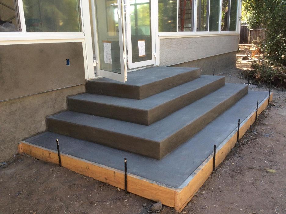 Four Seasons Sunrooms, GDM Construction, French doors, poured concrete landing