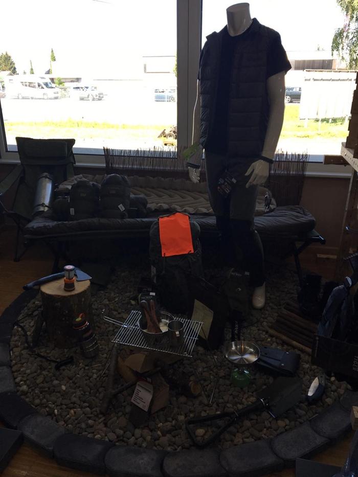 Lehmann Army & Survival Shop Hard, Hofsteigstraße in Hard