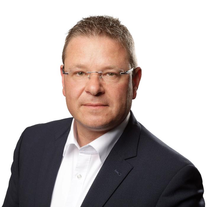Kai Siegfried: Allfinanz Deutsche Vermögensberatung, Zur Steinwäsche in Hilchenbach