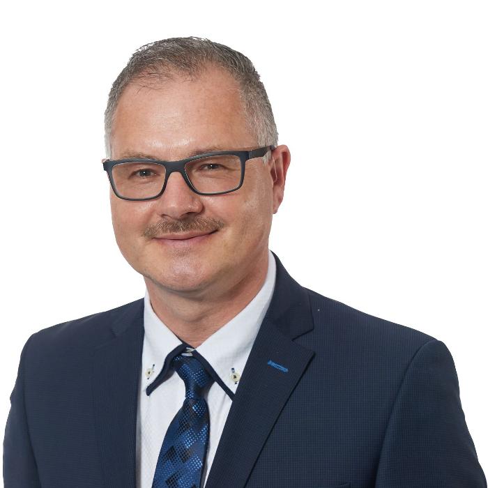 Dieter Jablonski: Allfinanz Deutsche Vermögensberatung, Steinstraße in Niederlauer