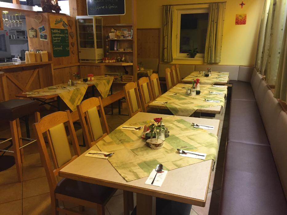 Jaus'n Zeit OG, Industriestraße in Inzersdorf im Kremstal