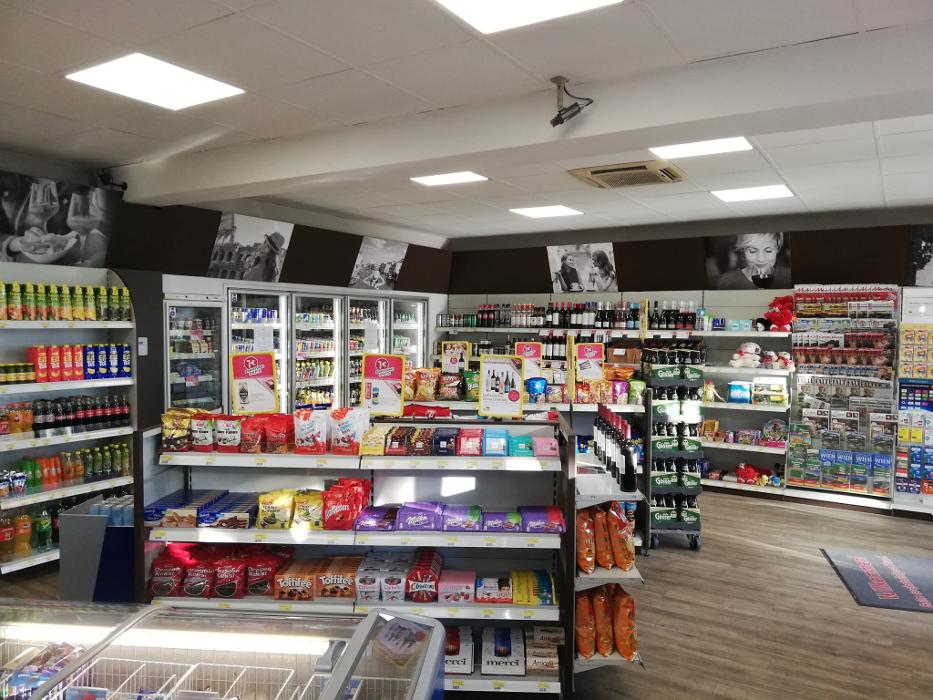 Eni, Huttengasse in Wien