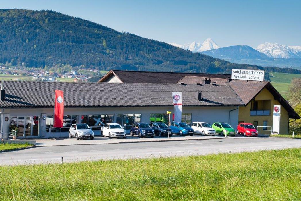 Autohaus Schrems GmbH, Pfenninglanden in Straßwalchen