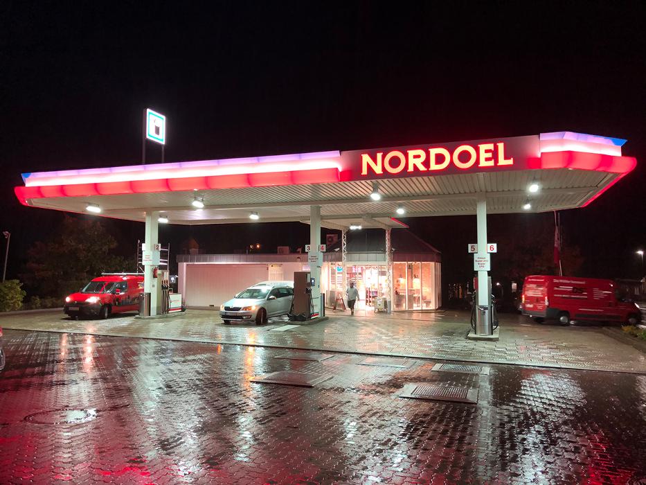 NORDOEL Tankstelle, Bundesstraße in Alt Mölln