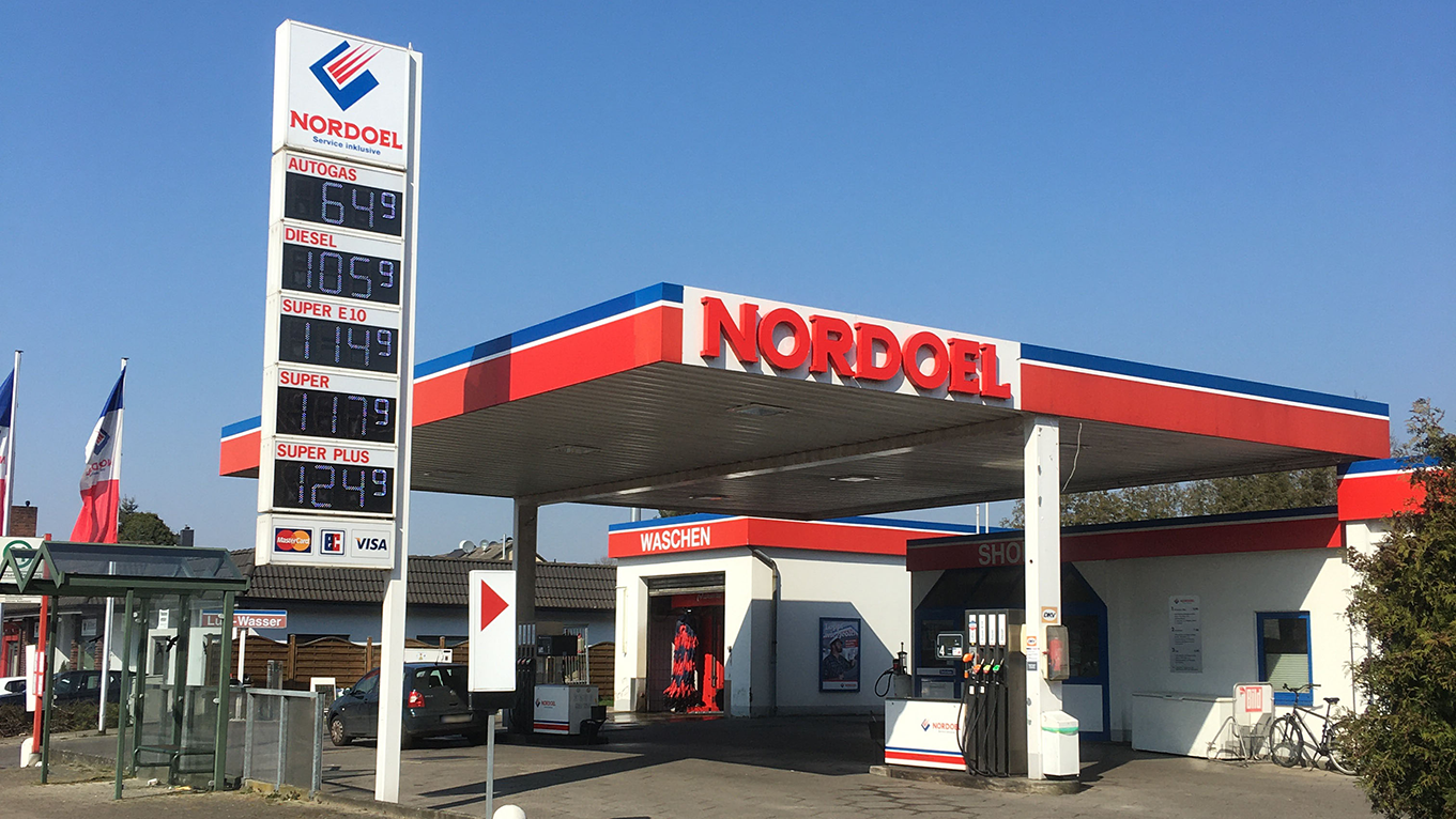 NORDOEL Tankstelle, Reuterstraße in Uetersen