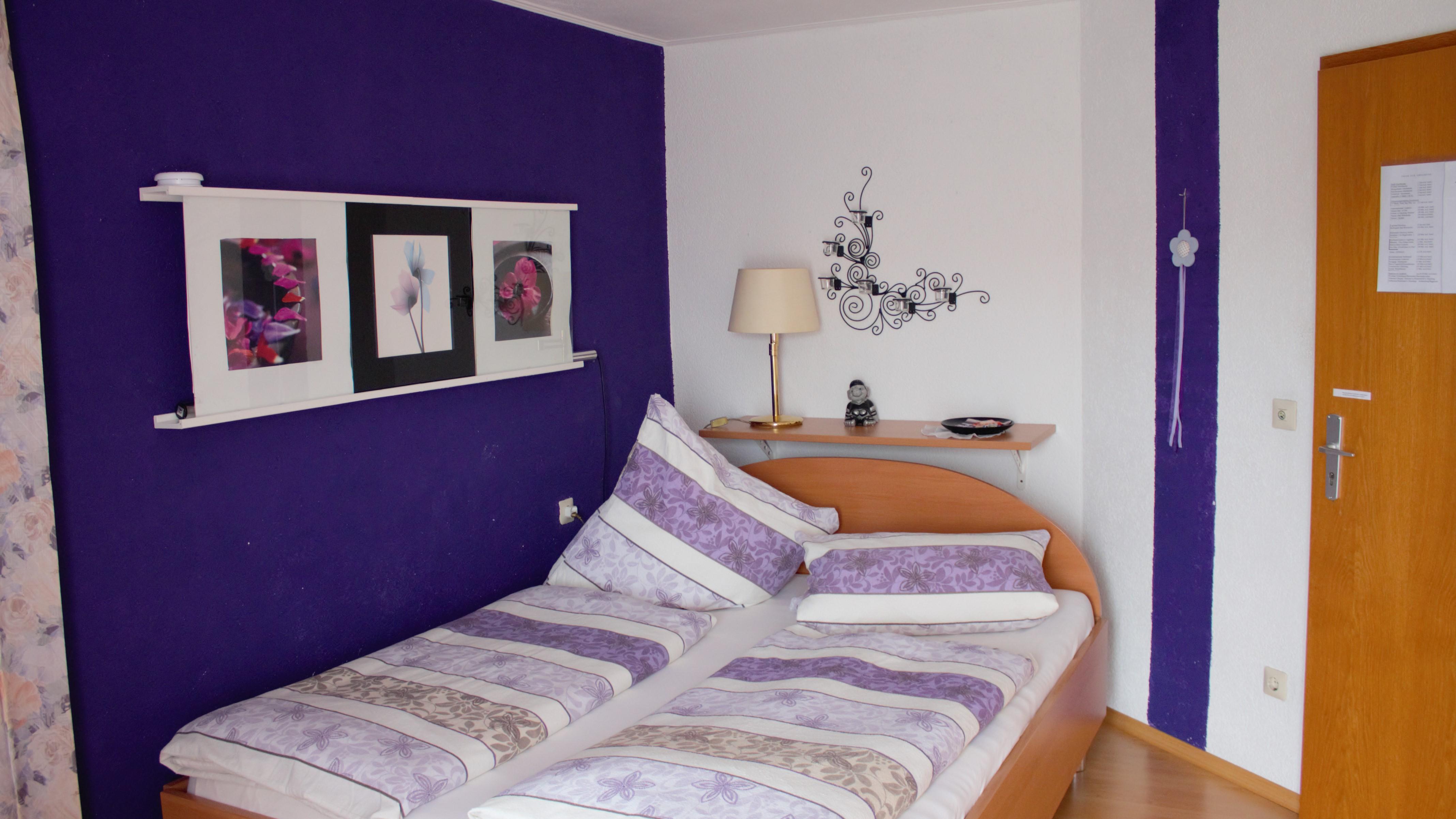 Pension Merkle, Kötzer Straße in Ichenhausen