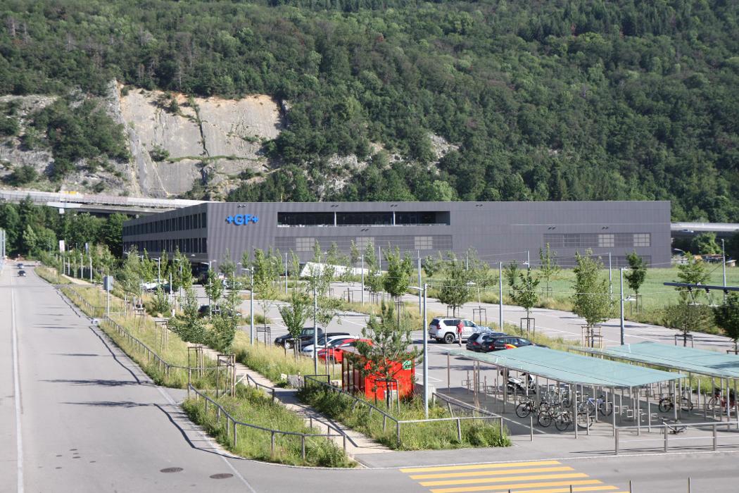 UNITED MACHINING - Headquarters, Roger-Federer-Allee in Biel