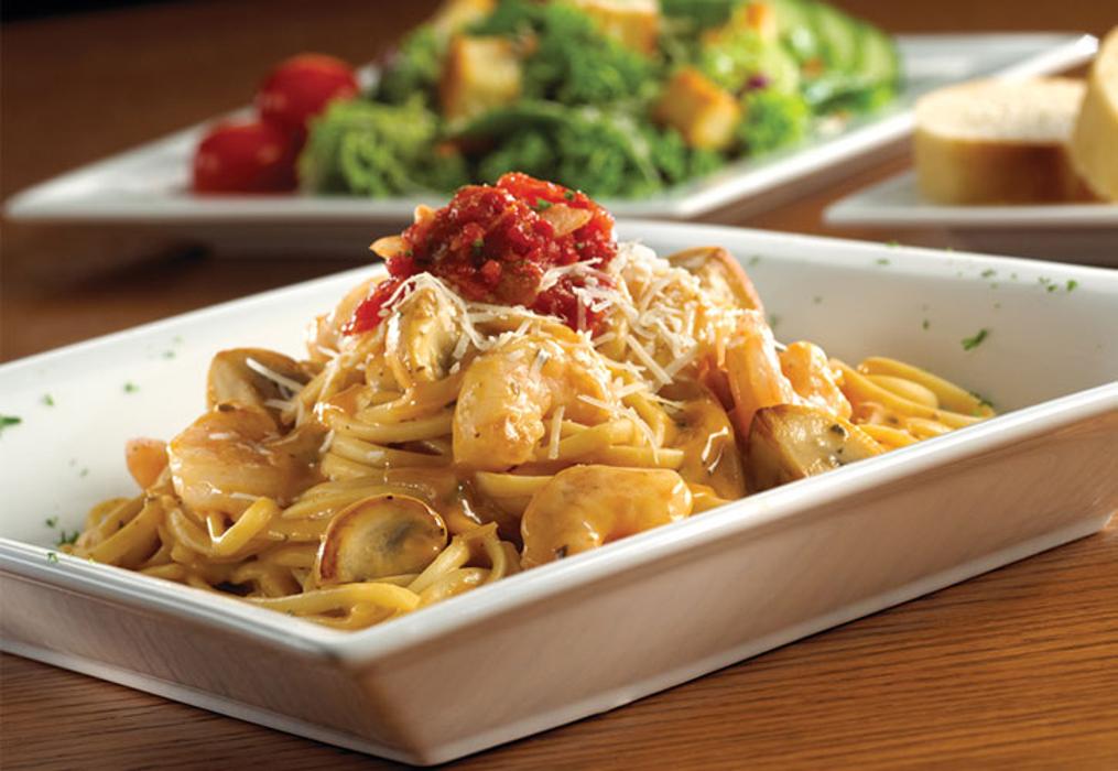 Green Mill Restaurant & Bar - Eden Prairie, MN