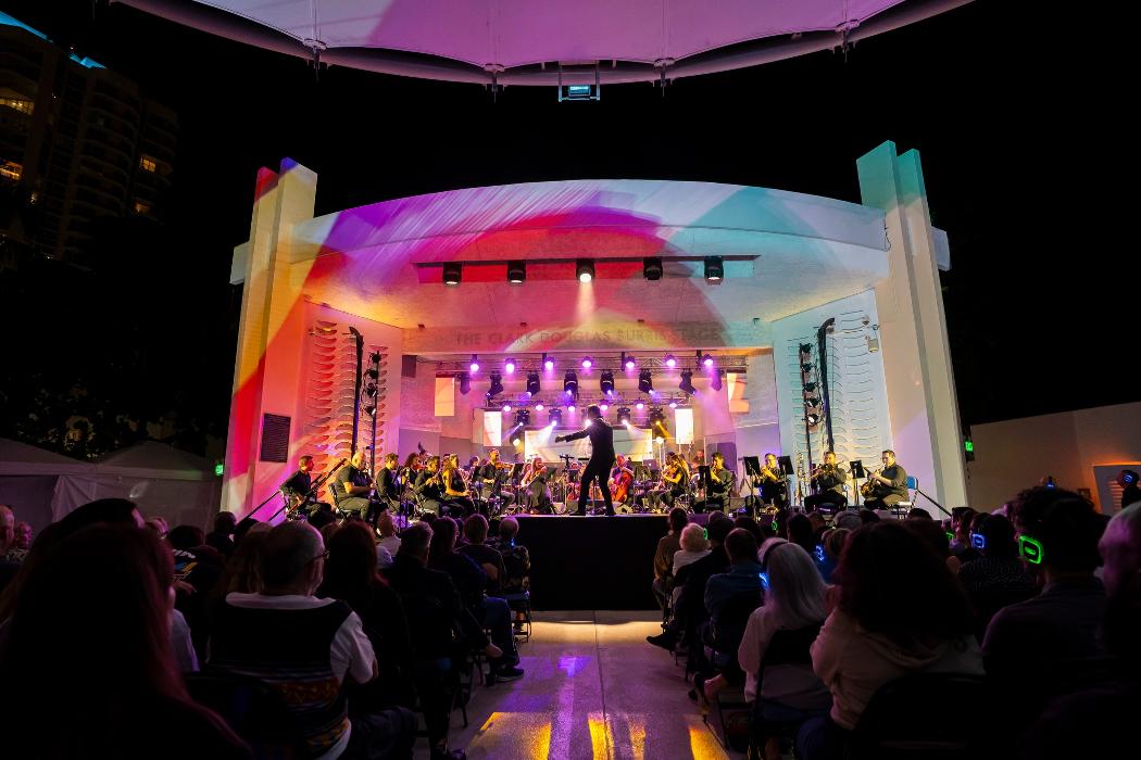 Nu Deco Ensemble - Miami, FL