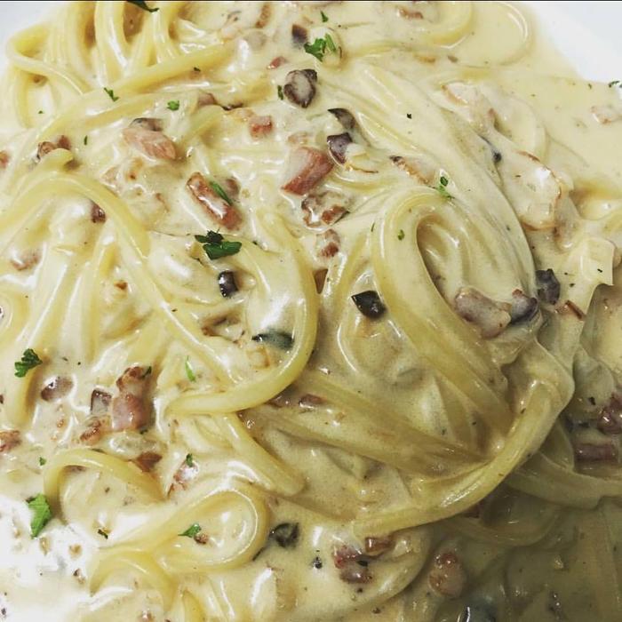 Cafe Avanti - Miami Beach, FL