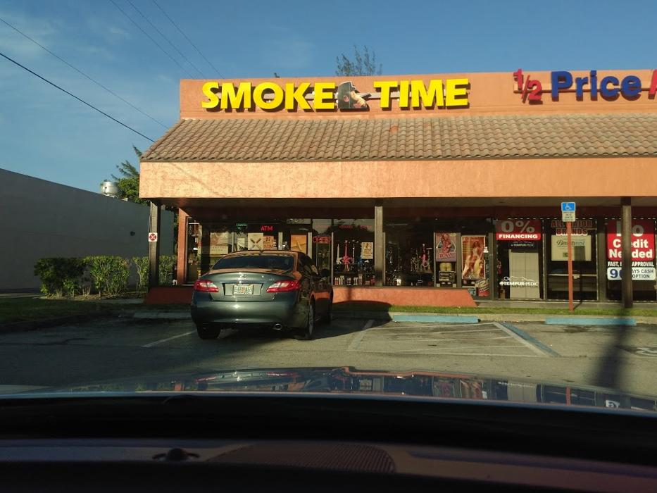 Smoke Time Club - Fort Lauderdale, FL
