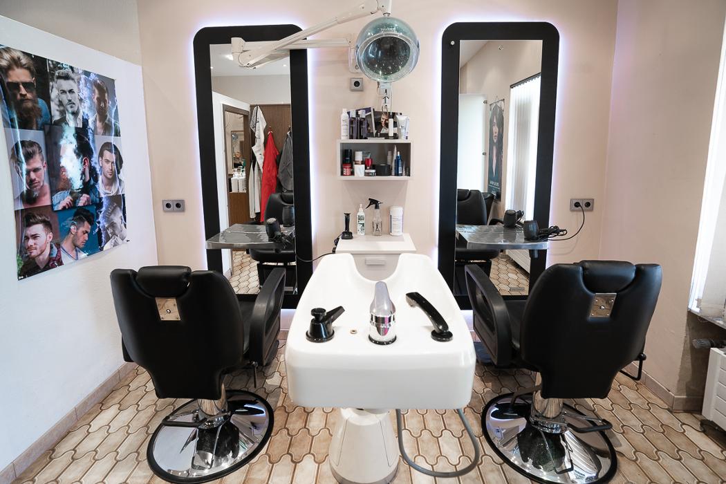 Frisierstube Perischa, Waltersdorfer Straße in Baden