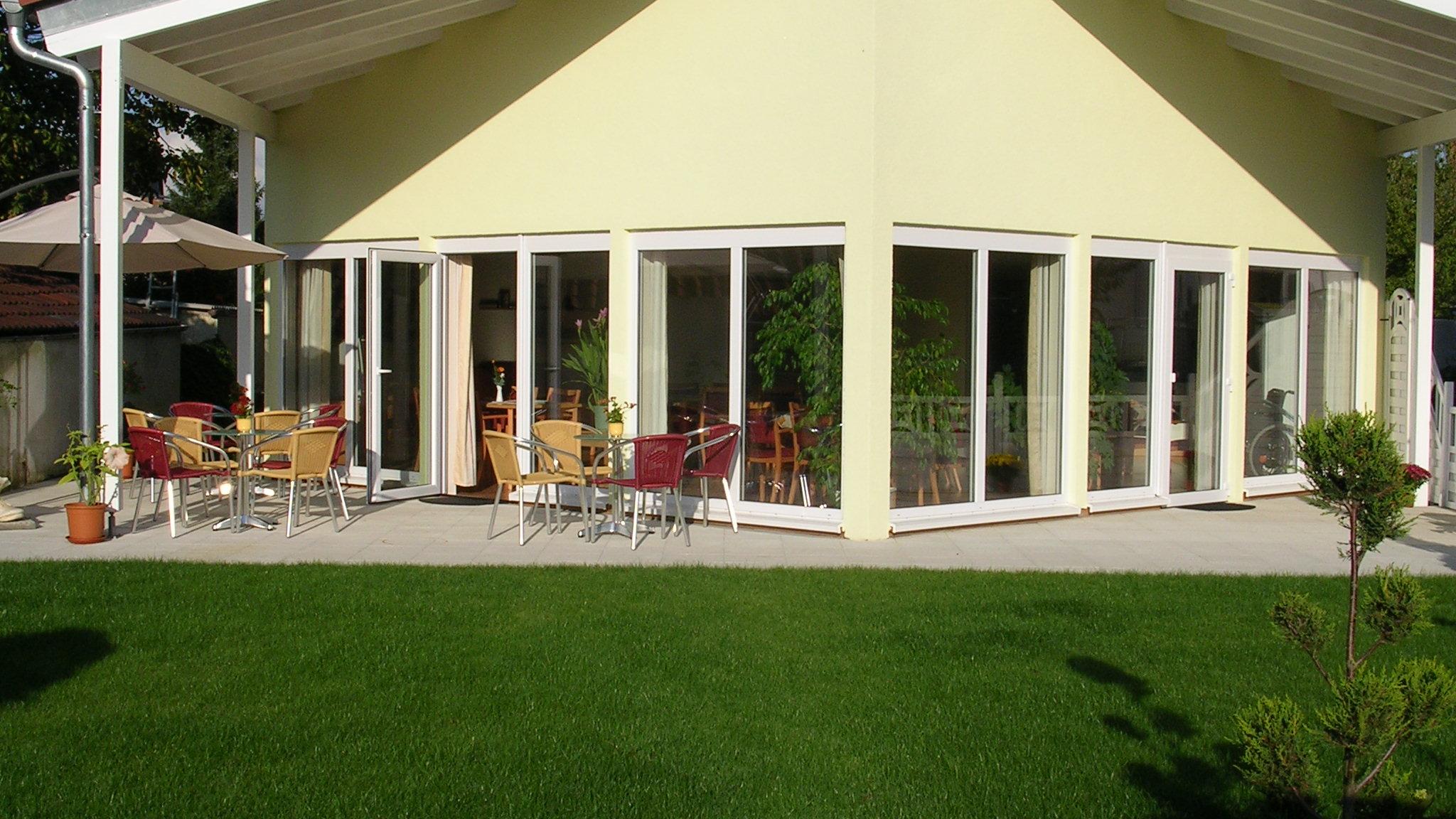 Seniorentagesstätte Sonnenschein GmbH, Elchesheimer Straße in Steinmauern