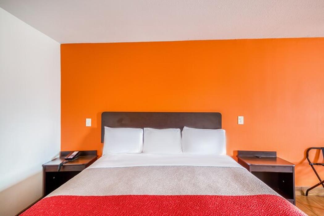 OYO Hotel Denham Springs I-12 - Denham Springs, LA