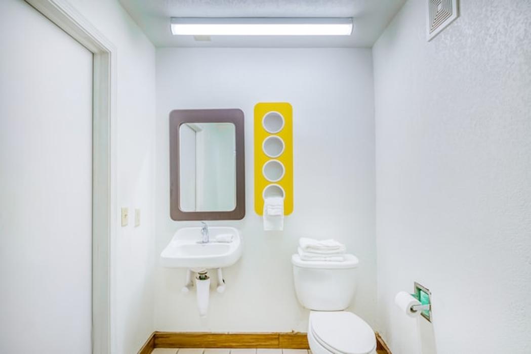 OYO Hotel Denham Springs I-12 - Denham Springs, LA