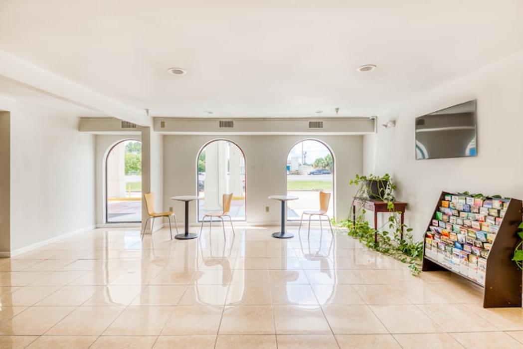 OYO Hotel Denham Springs I-12 - Denham Springs, LA