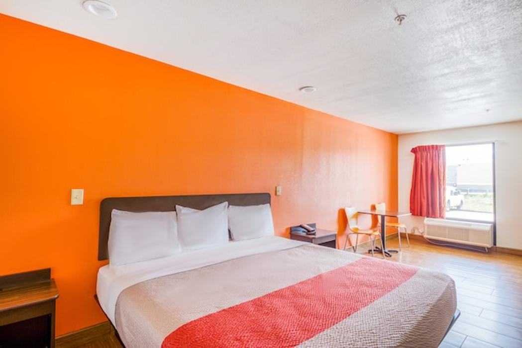 OYO Hotel Denham Springs I-12 - Denham Springs, LA