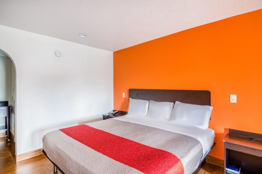 OYO Hotel Denham Springs I-12 - Denham Springs, LA