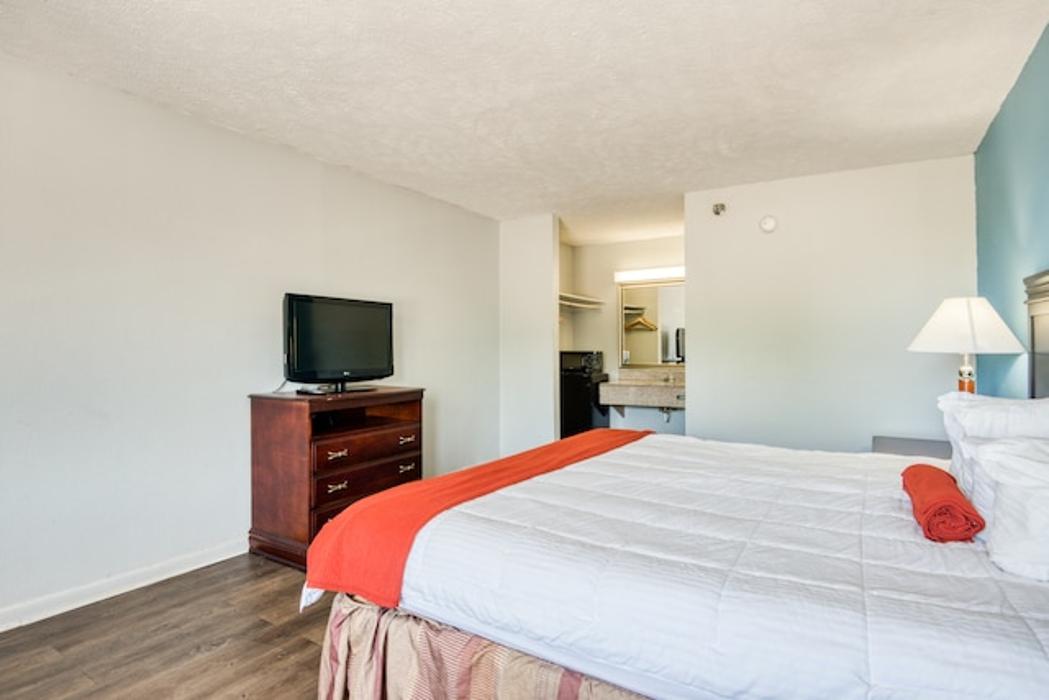 Hotel Macon MS Hwy 45 - Macon, MS