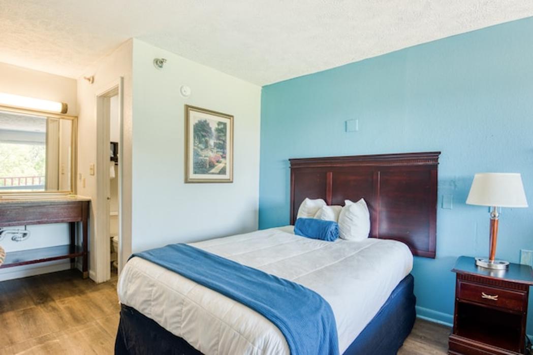 Hotel Macon MS Hwy 45 - Macon, MS