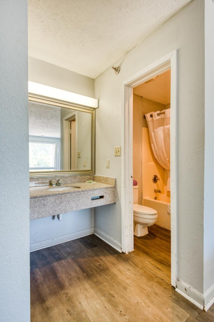 Hotel Macon MS Hwy 45 - Macon, MS