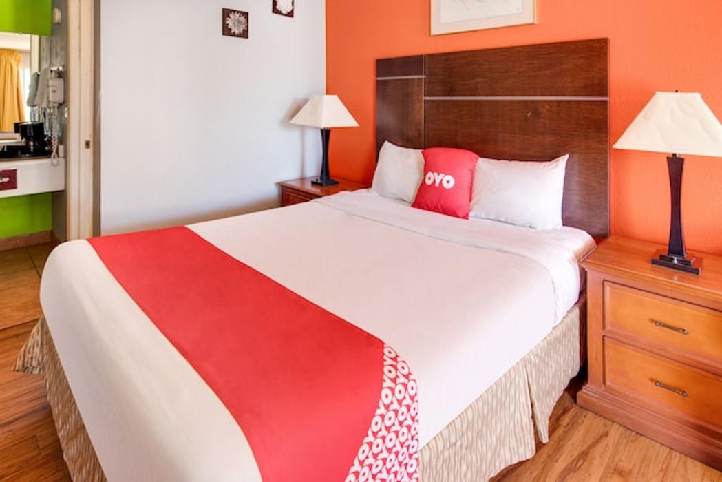 Hotel Ridgecrest CA - W Upjohn Ave - Ridgecrest, CA