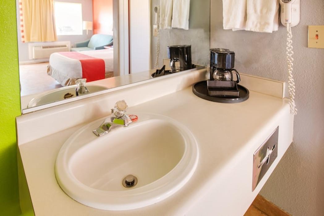 Hotel Ridgecrest CA - W Upjohn Ave - Ridgecrest, CA