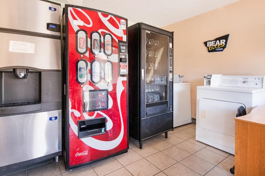 Hotel Ridgecrest CA - W Upjohn Ave - Ridgecrest, CA