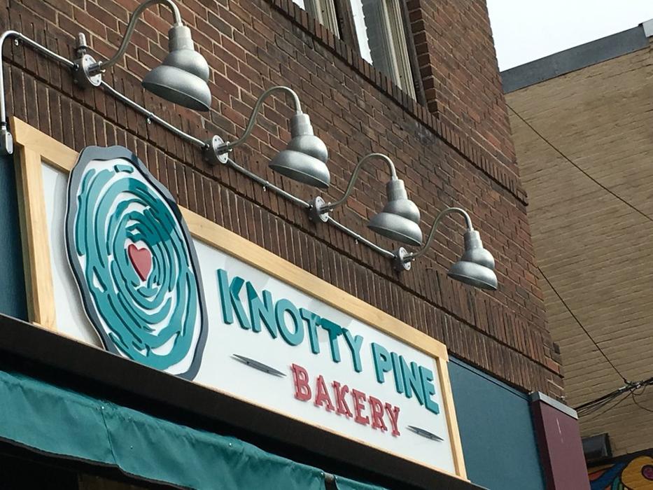 Knotty Pine Bakery - Brainerd, MN