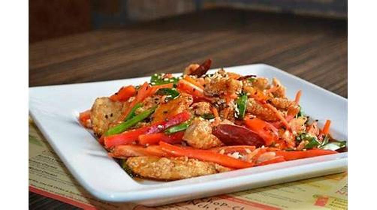 Ling & Louie's Asian Bar and Grill - Meridian, ID