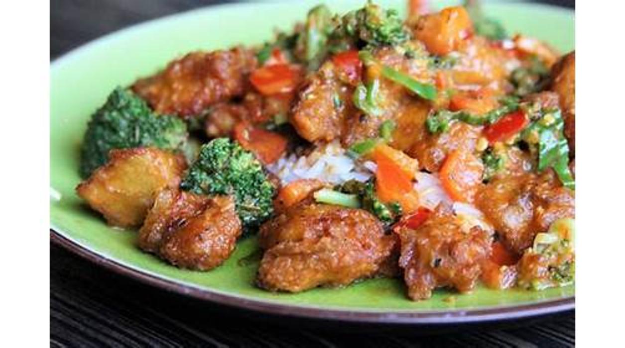 Ling & Louie's Asian Bar and Grill - Meridian, ID