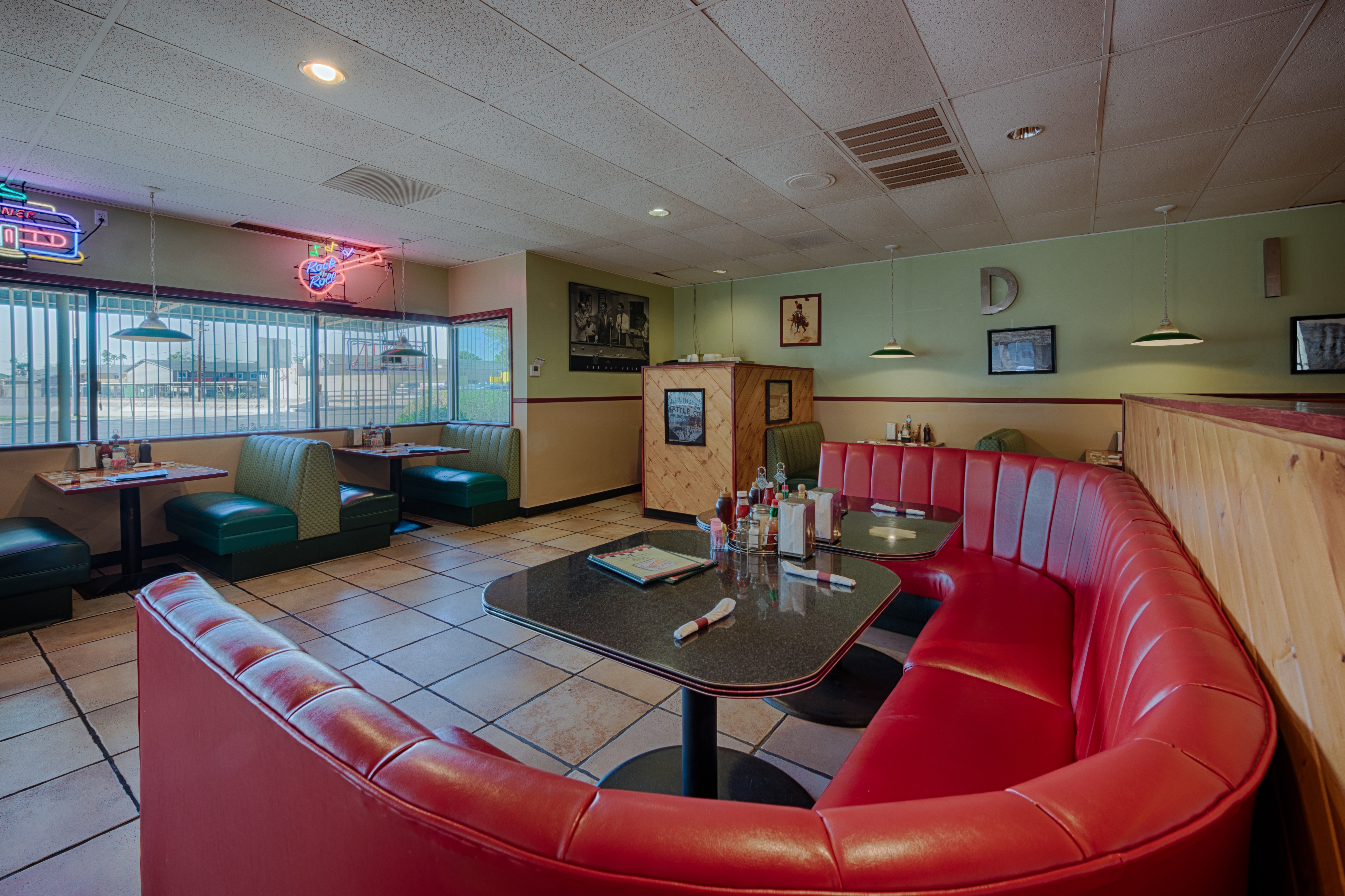 Image 8 | Joe's Diner