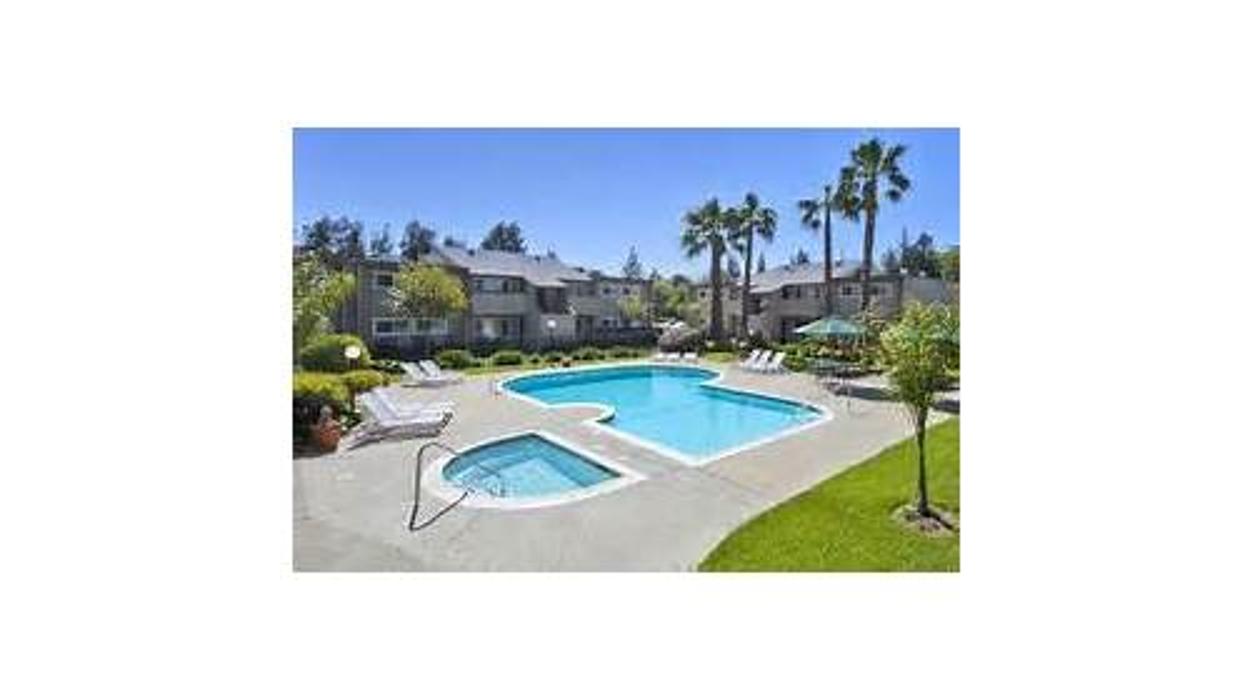 Davisville Management Company - El Macero, CA