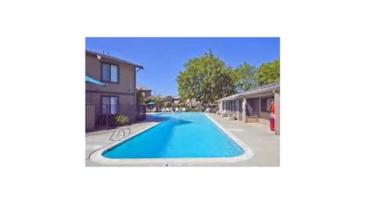 Davisville Management Company - El Macero, CA