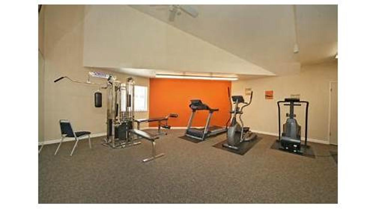 Davisville Management Company - El Macero, CA