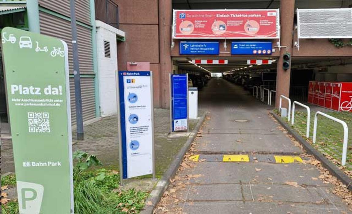 DB BahnPark Parkhaus Bahnhof Lahnstraße P2, Lahnstaße in Gießen