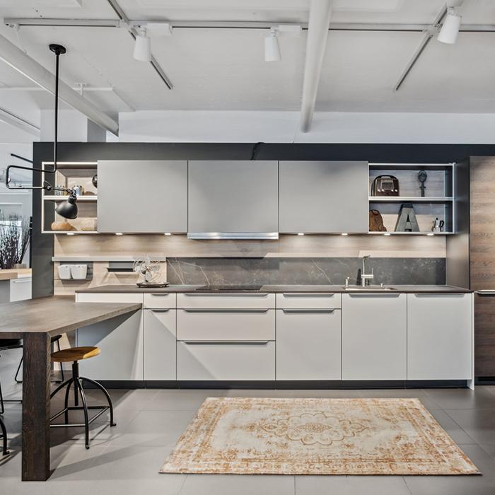 Element-Küchen, Zürich, Hardturmstrasse in Zürich