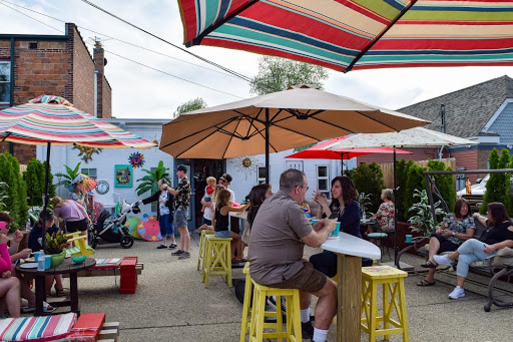 On The Bay Boutique, Bar & Cafe - New Baltimore, MI