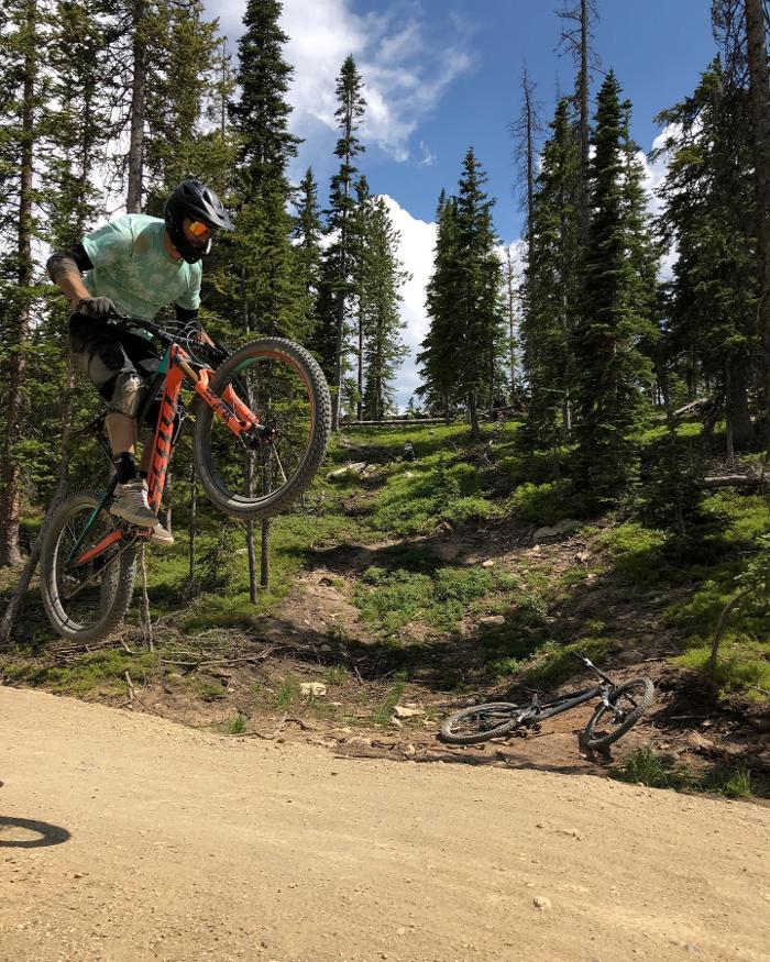 Base Mountain Sports - Breckenridge Park Avenue - Breckenridge, CO