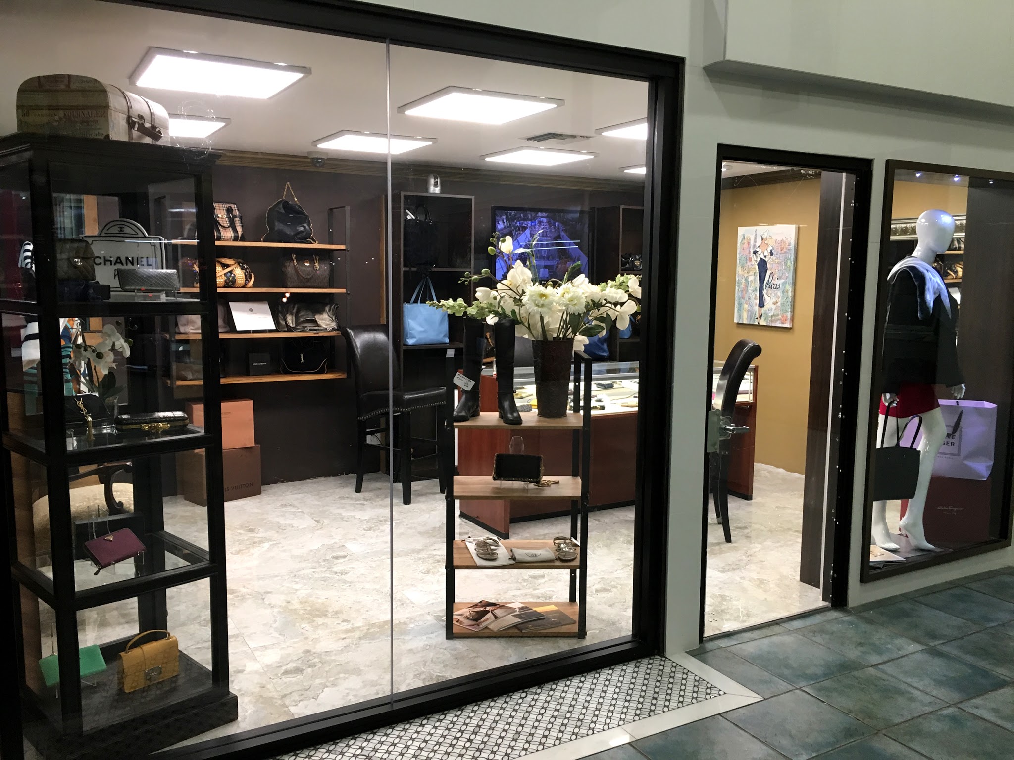 pawn shop designer bolsas