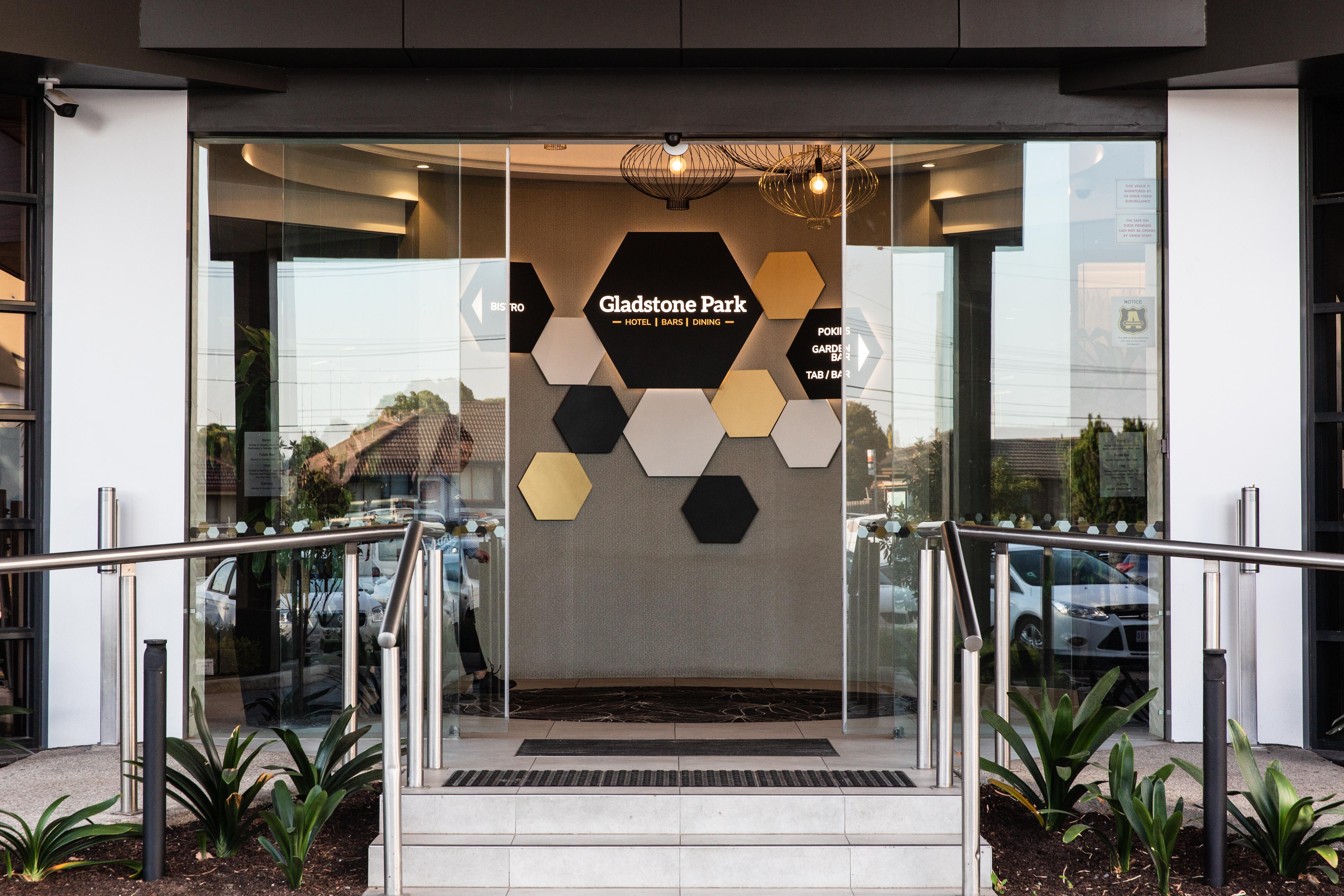 Gladstone Park Hotel