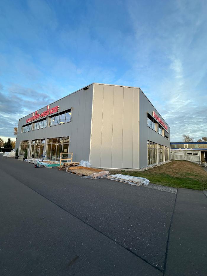 Linnenbecker Berlin Spandau, Staakener Straße in Berlin