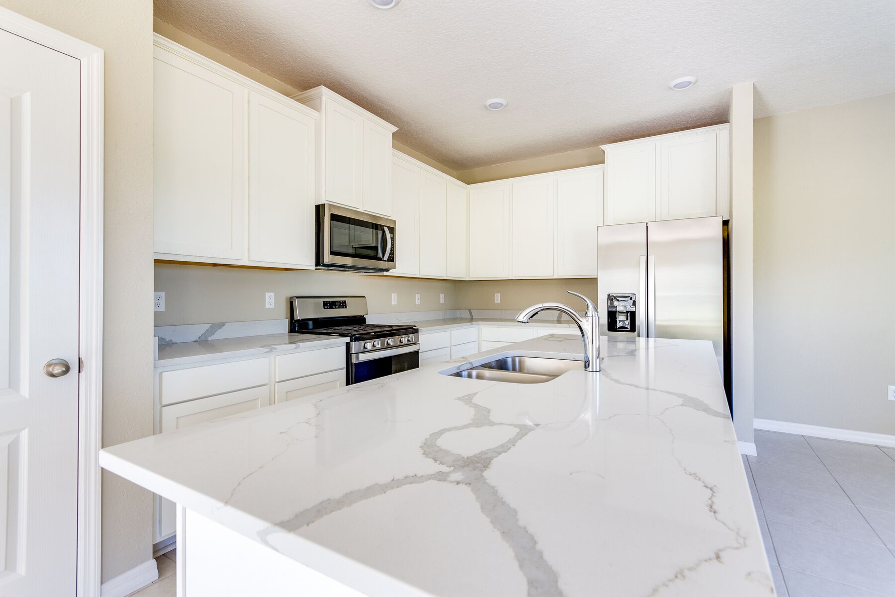 LGI Homes - Creekside at Twin Creeks Logo