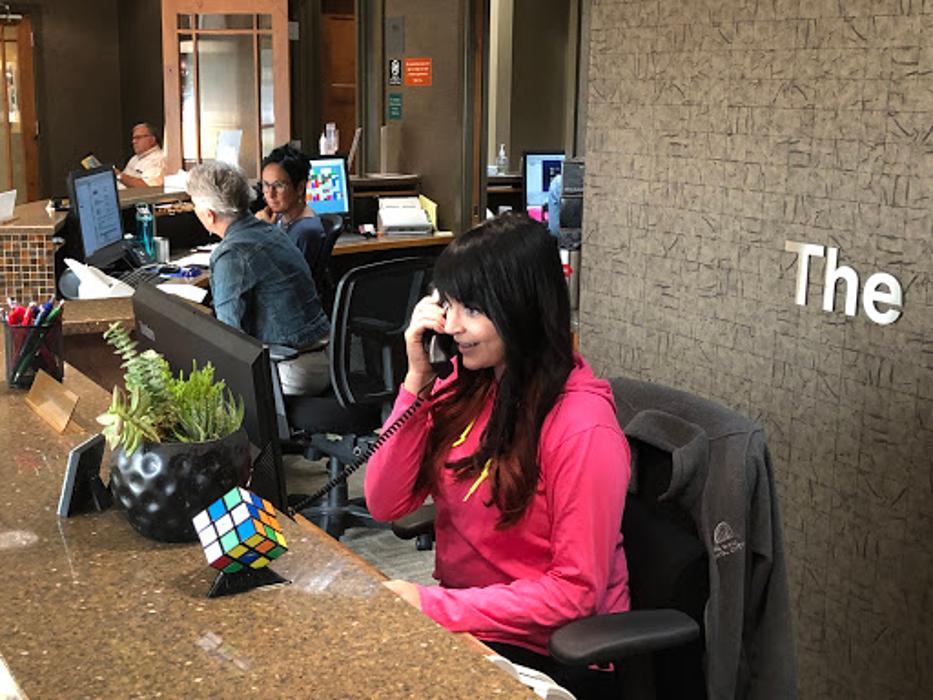 The Family Dental Center - Coralville, IA