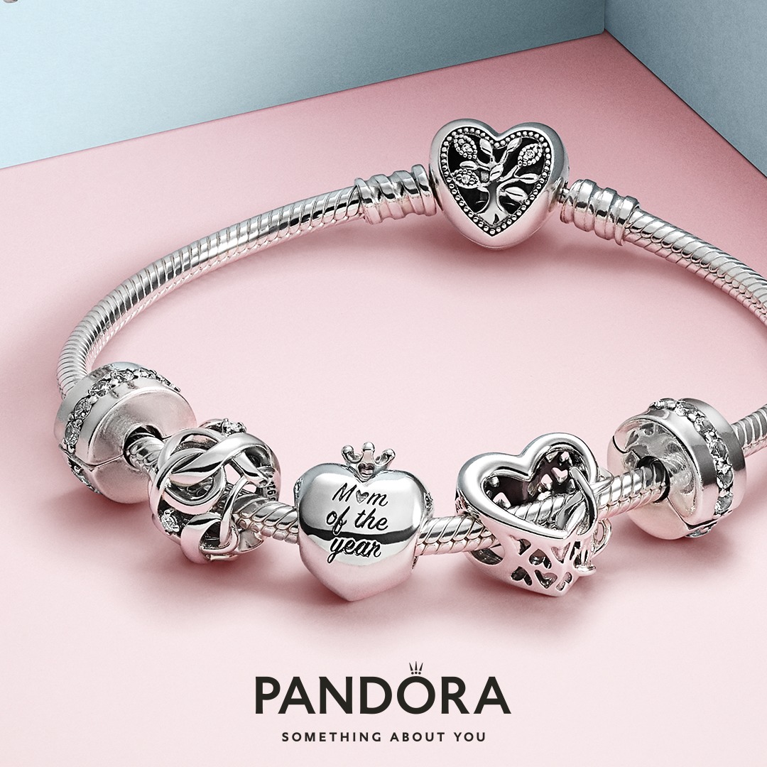 Pandora - Galeries Lafayette à Grenoble 38000 (Place Grenette ... Pandora - Galeries Lafayette à Grenoble 38000 (Place Grenette ...