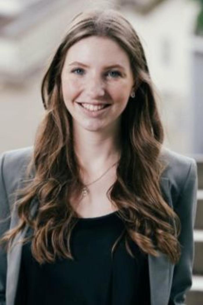 ERGO Pro Anika Hunger, Heino-Schmieden-Weg in Berlin