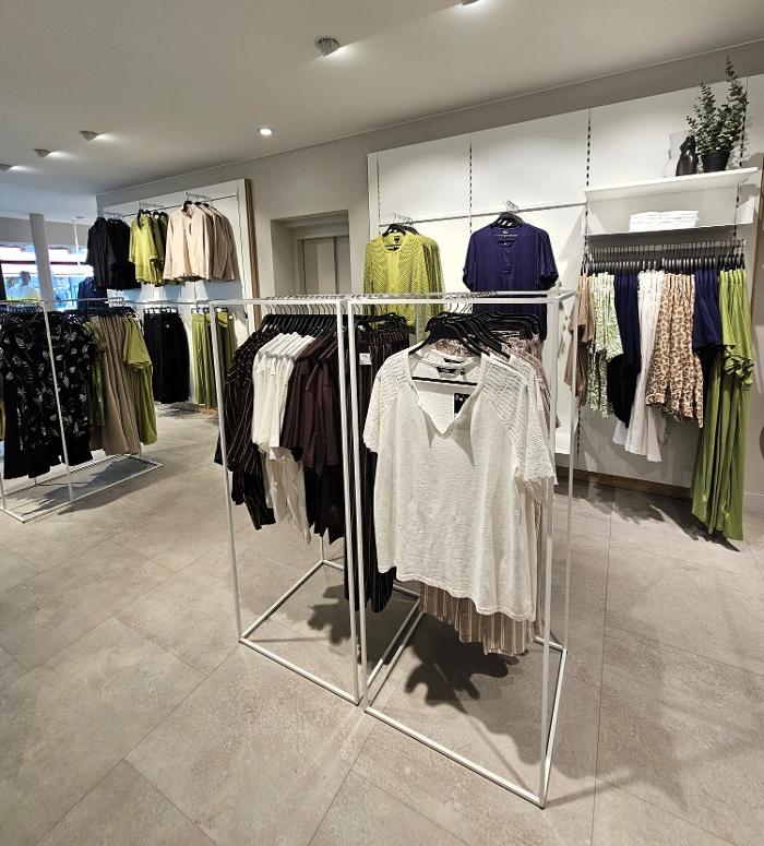 Ulla Popken | Große Größen | Zürich, Werdstrasse in Zürich